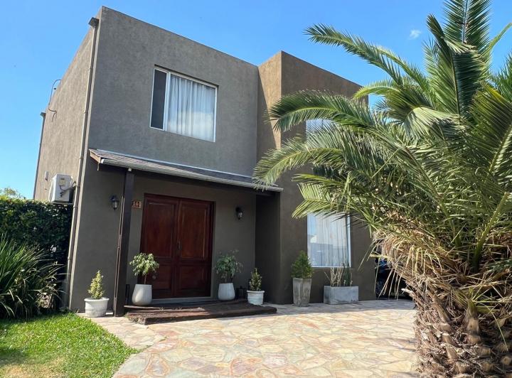 Casa · 187m² · 4 Ambientes