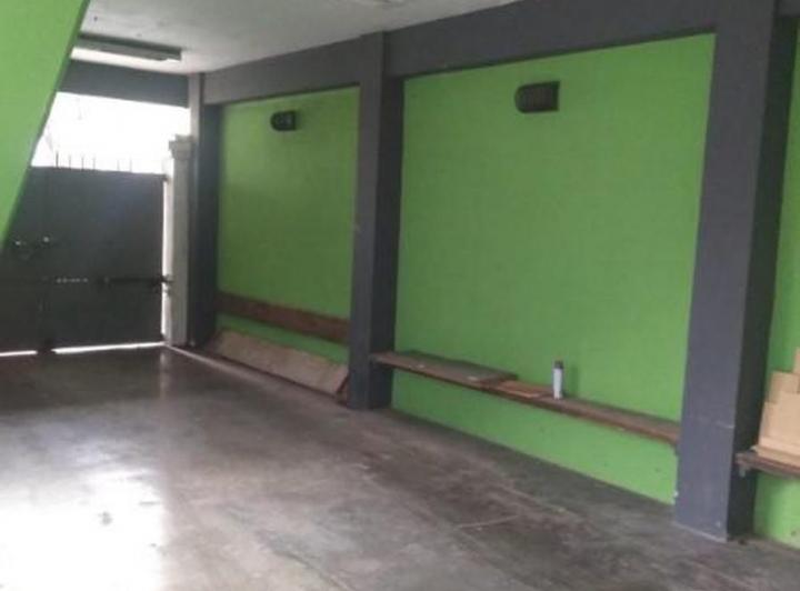 Casa · 310m² · 6 Ambientes · 2 Cocheras