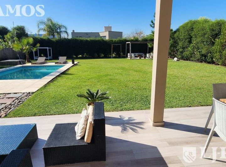 Casa · 170m² · 7 Ambientes