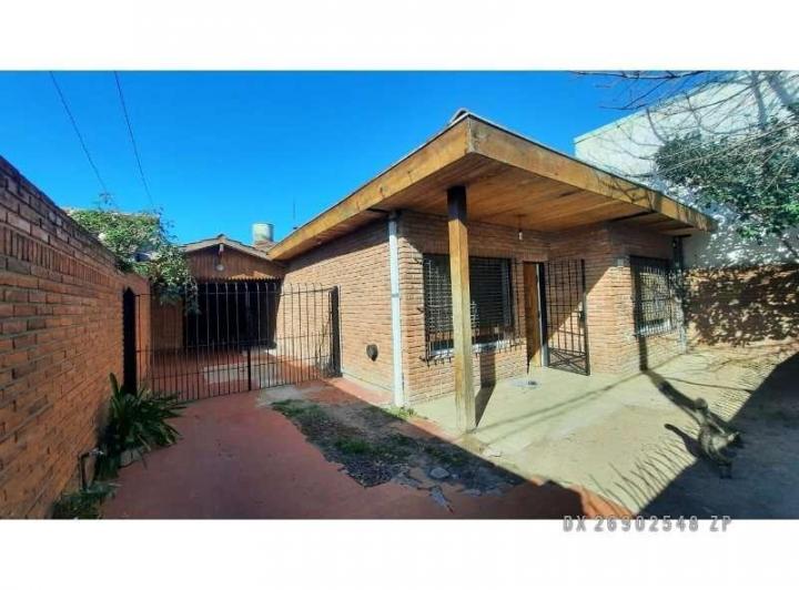 Casa · 122m² · 3 Ambientes · 1 Cochera
