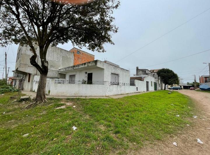 Casa · 147m² · 4 Ambientes · 3 Cocheras