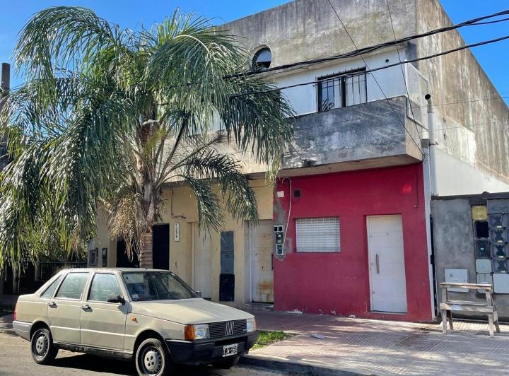 Casa · 10m² · 3 Ambientes · 1 Cochera