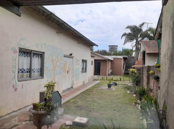 Casa · 185m² · 5 Ambientes · 1 Cochera