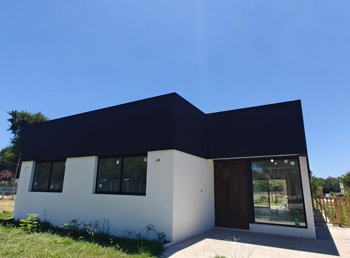 Casa · 120m² · 4 Ambientes · 2 Cocheras