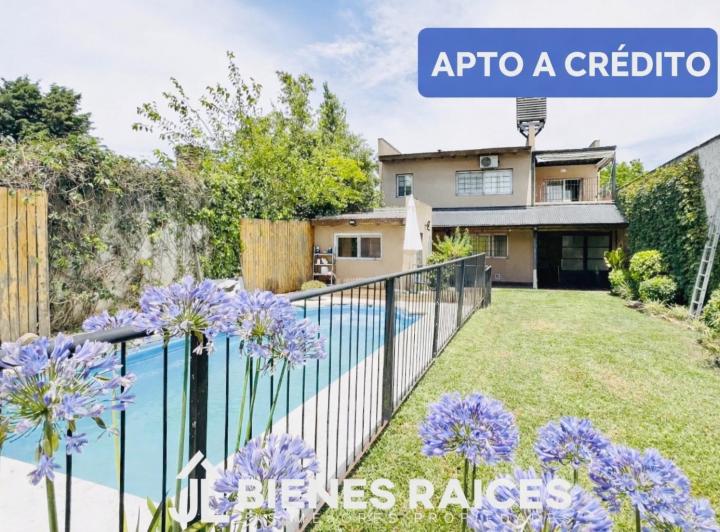 Casa · 174m² · 6 Ambientes · 2 Cocheras