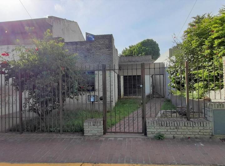 Casa · 123m² · 3 Ambientes · 1 Cochera