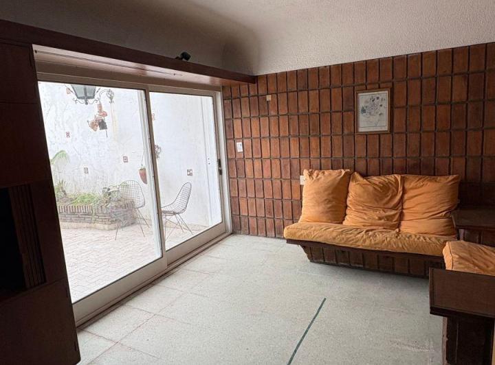 Casa · 188m² · 6 Ambientes · 1 Cochera