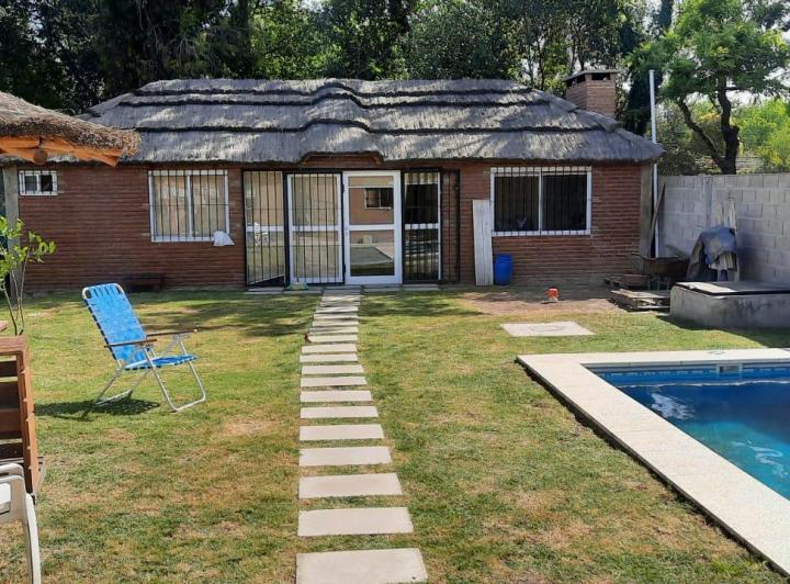 Casa · 116m² · 5 Ambientes · 4 Cocheras