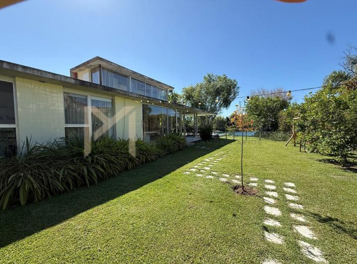 Casa · 155m² · 4 Ambientes
