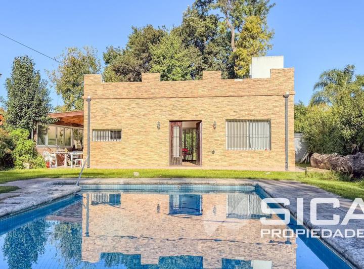 Casa · 60m² · 2 Ambientes · 2 Cocheras