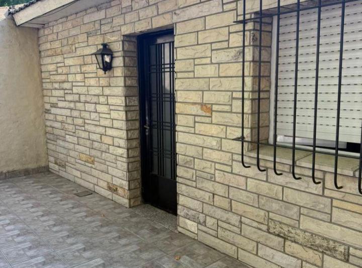 Casa · 95m² · 4 Ambientes · 1 Cochera