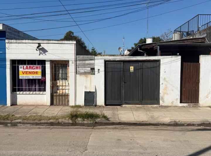 Casa · 400m² · 3 Ambientes · 1 Cochera