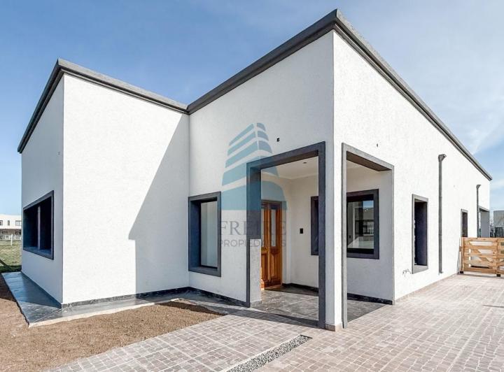 Casa · 157m² · 5 Ambientes
