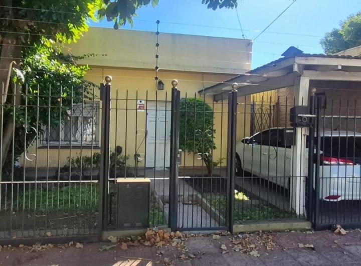 Casa · 110m² · 4 Ambientes · 1 Cochera