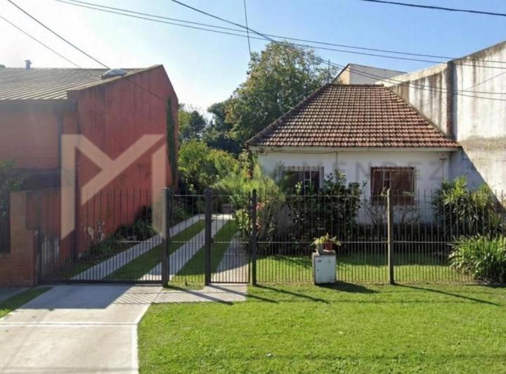 Casa · 52m² · 3 Ambientes · 1 Cochera