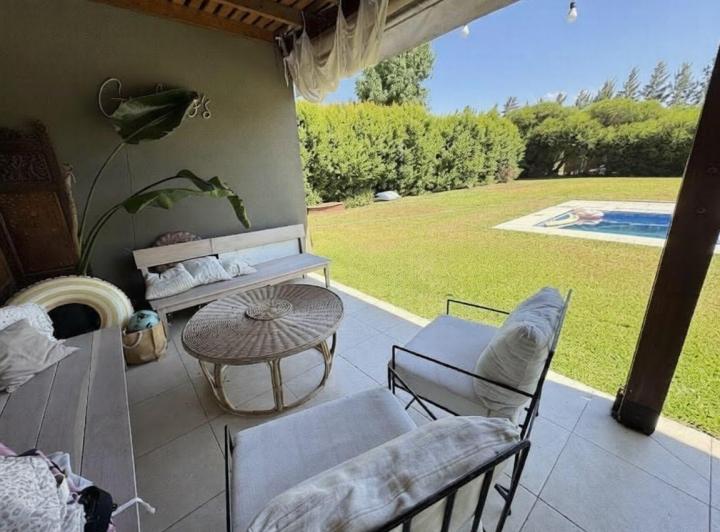 Casa · 127m² · 4 Ambientes · 1 Cochera