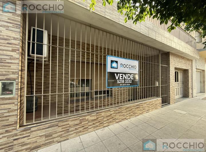 Casa · 190m² · 3 Ambientes · 1 Cochera
