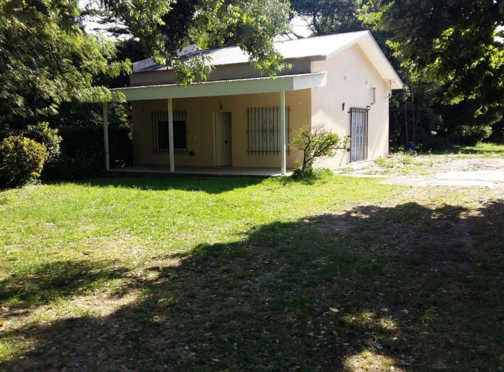 Casa · 82m² · 3 Ambientes · 1 Cochera