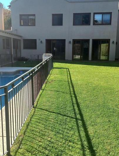 Casa · 280m² · 5 Ambientes · 2 Cocheras