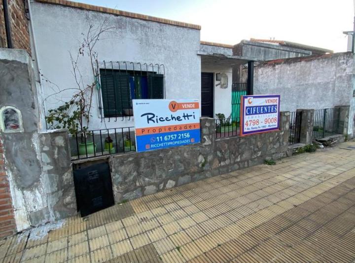 Casa · 221m² · 3 Ambientes · 1 Cochera