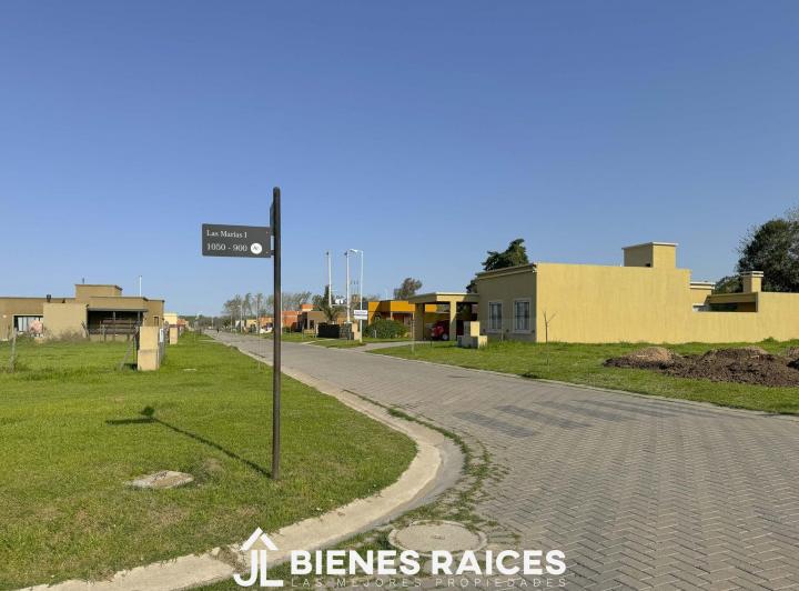 Casa · 75m² · 3 Ambientes · 1 Cochera