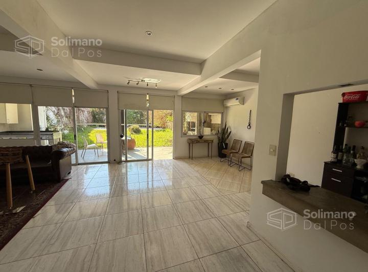 Casa · 170m² · 3 Ambientes · 1 Cochera