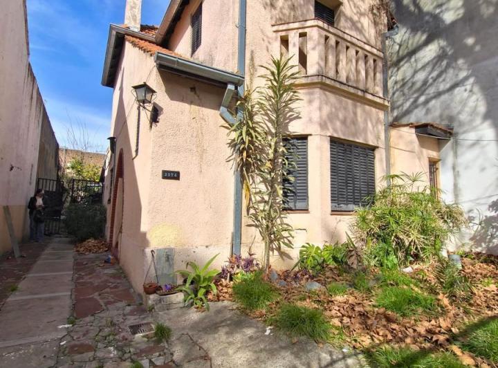 Casa · 130m² · 3 Ambientes · 3 Cocheras