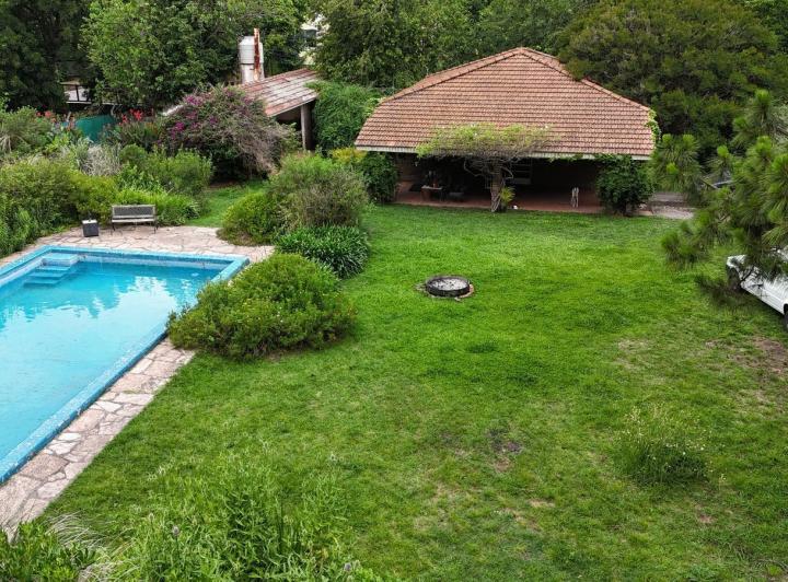 Casa · 131m² · 4 Ambientes · 2 Cocheras