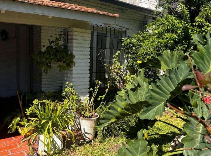 Casa · 156m² · 1 Ambiente · 1 Cochera