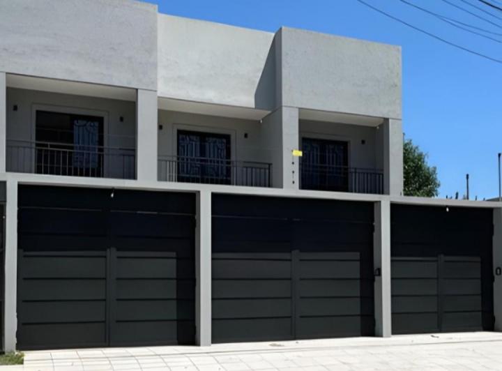 Casa · 110m² · 4 Ambientes · 1 Cochera