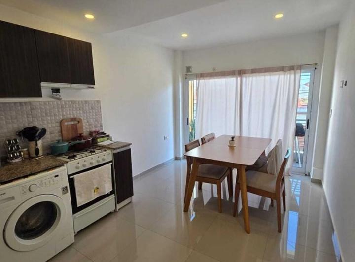 Casa · 100m² · 3 Ambientes · 1 Cochera