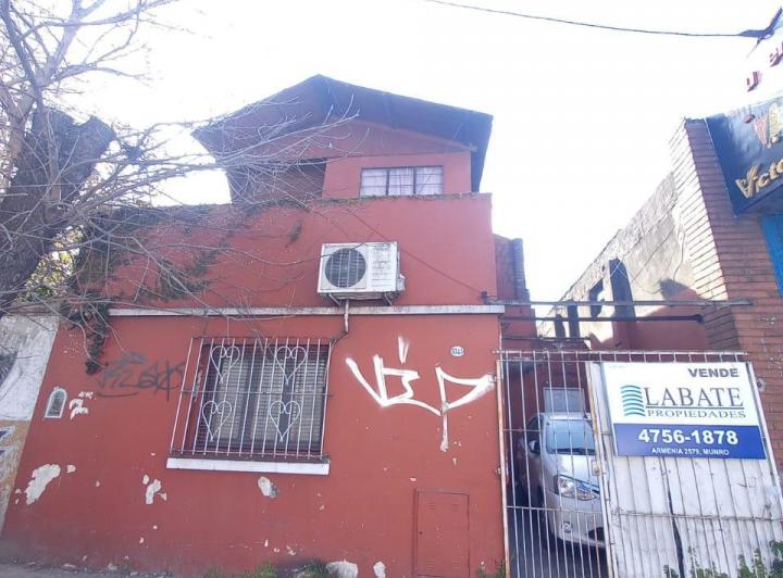 Casa · 80m² · 3 Ambientes · 1 Cochera
