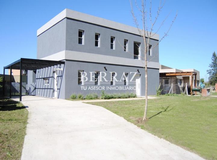 Casa · 185m² · 4 Ambientes · 1 Cochera