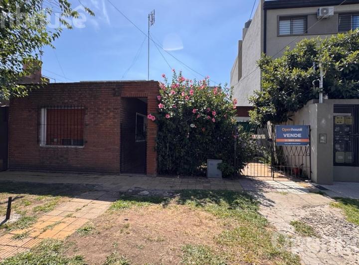 Casa · 120m² · 5 Ambientes · 1 Cochera