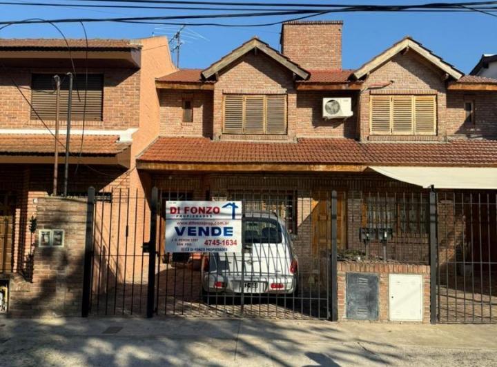 Casa · 78m² · 3 Ambientes · 1 Cochera