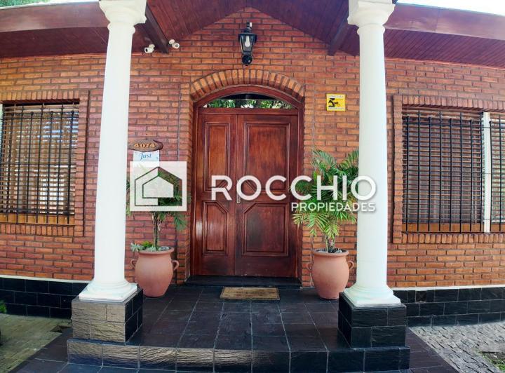 Casa · 202m² · 5 Ambientes · 5 Cocheras
