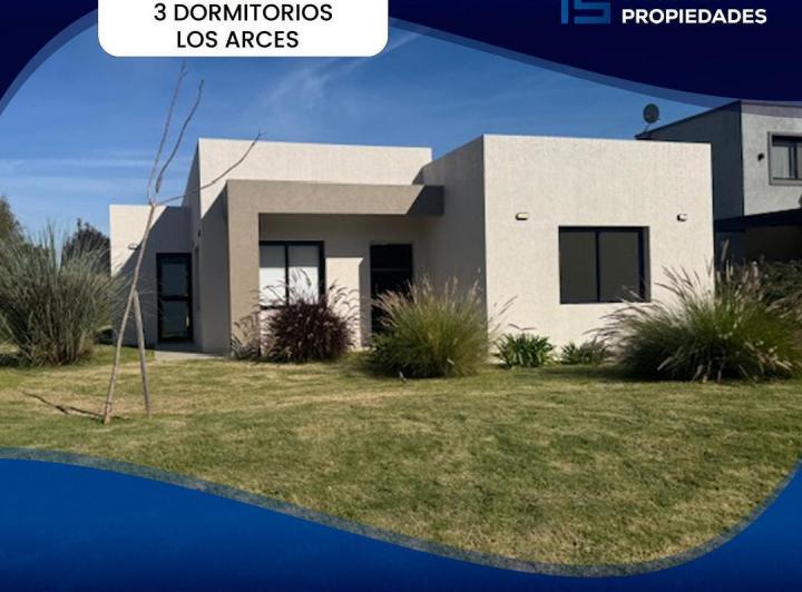 Casa · 150m² · 4 Ambientes · 3 Cocheras