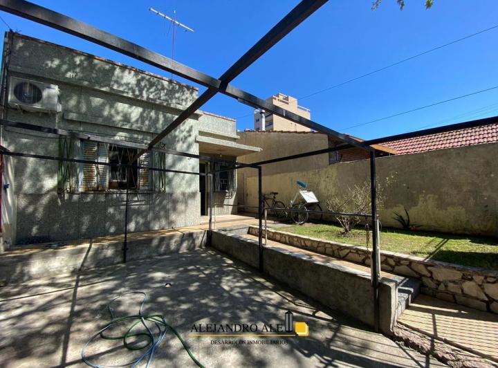Casa · 163m² · 3 Ambientes · 1 Cochera