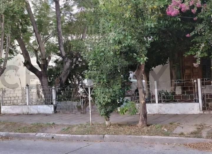 Casa · 100m² · 3 Ambientes · 3 Cocheras