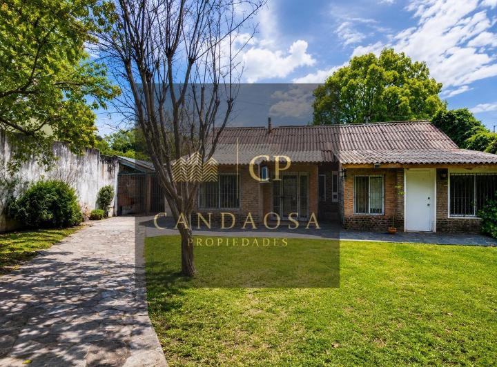 Casa · 180m² · 4 Ambientes · 3 Cocheras