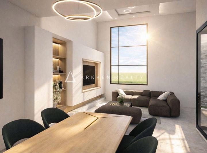 Casa · 136m² · 5 Ambientes · 2 Cocheras