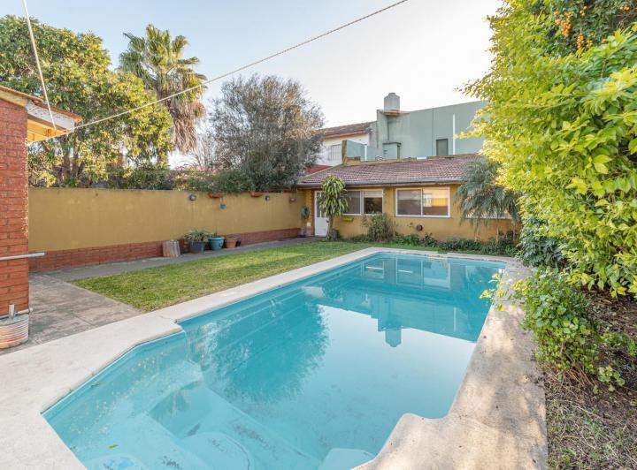 Casa · 188m² · 4 Ambientes · 1 Cochera