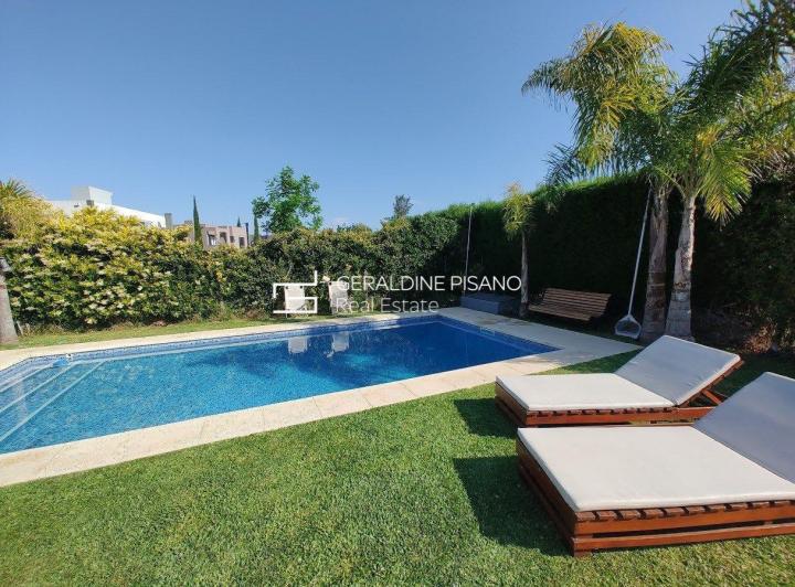 Casa · 175m² · 4 Ambientes · 1 Cochera