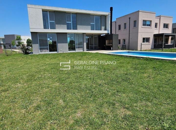 Casa · 190m² · 4 Ambientes