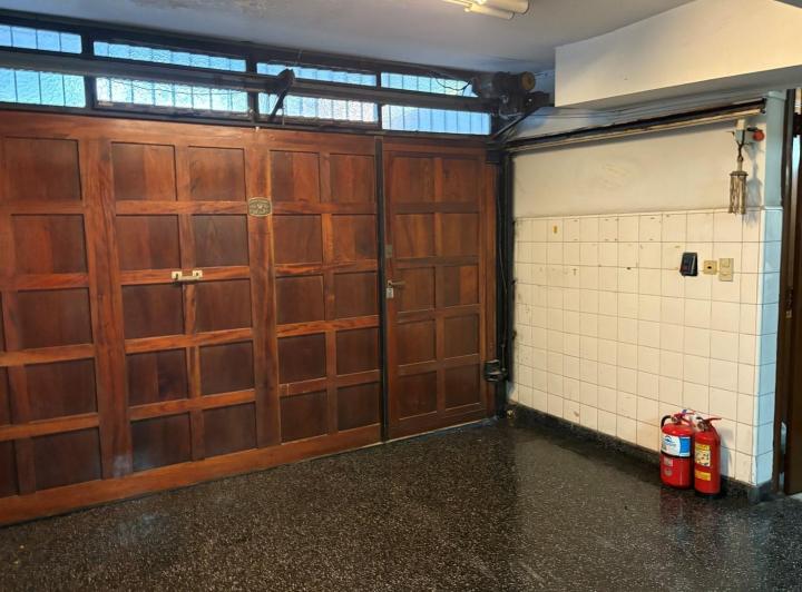 Casa · 356m² · 4 Ambientes · 1 Cochera