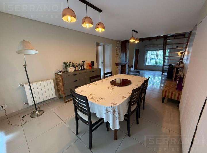Casa · 198m² · 4 Ambientes · 3 Cocheras