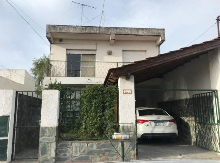 Casa · 66m² · 2 Dormitorios · 1 Cochera