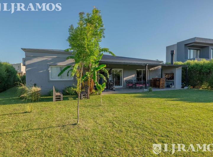 Casa · 155m² · 4 Ambientes