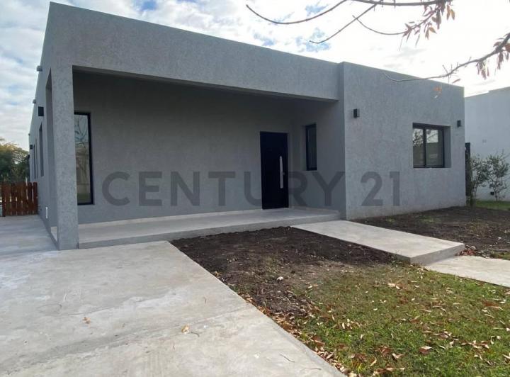Casa · 190m² · 5 Ambientes · 3 Cocheras