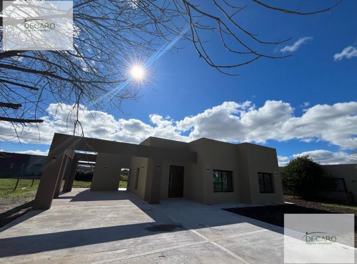 Casa · 137m² · 4 Ambientes